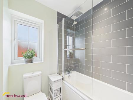 3 bedroom Semi-detached house for sale in Longford Park Road, Bodicote, OX15