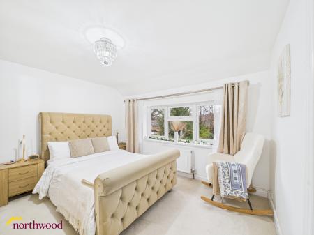 3 bedroom End of terrace house for sale in Deacon Way, Banbury, OX16