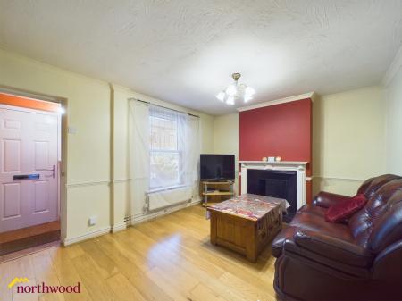 2 bedroom Terraced House to let in West Street, Banbury, OX16