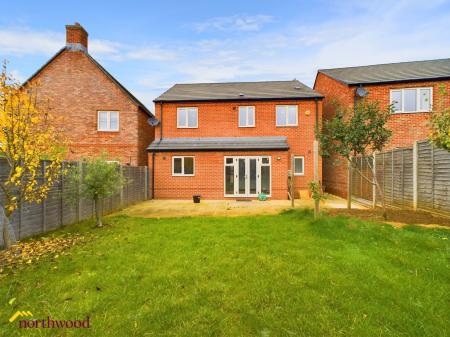 4 bedroom Detached house to let in Bailey Road, Banbury, OX16