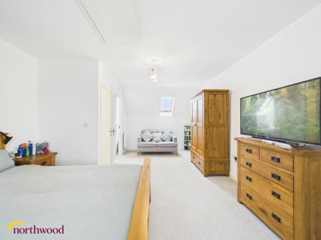 4 bedroom Semi-detached house for sale in Nickling Road, Banbury, OX16