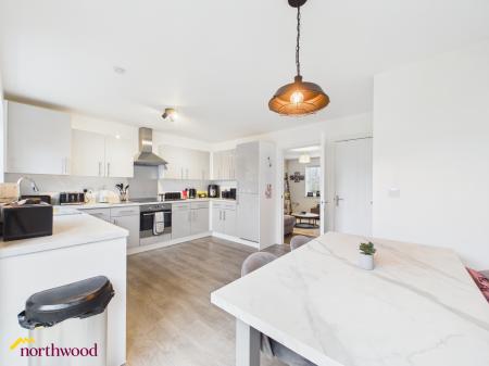 4 bedroom Semi-detached house for sale in Nickling Road, Banbury, OX16