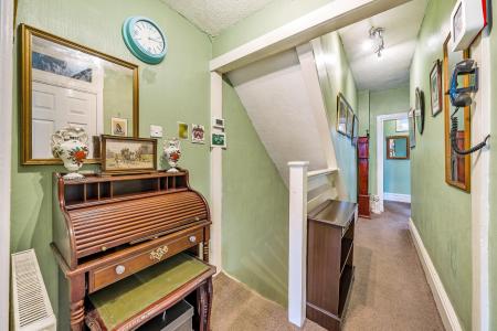 3 bedroom Flat for sale in 32 Sticklepath Terrace, Sticklepath, Barnstaple, EX31