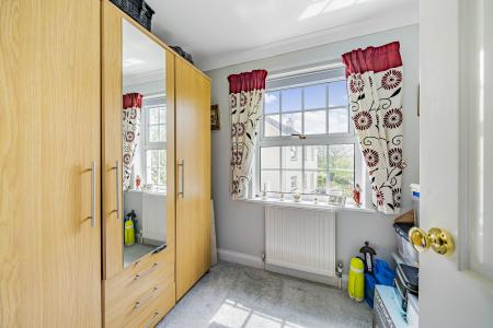 4 bedroom Detached house for sale in Lower Cross Road, Barnstaple, EX31