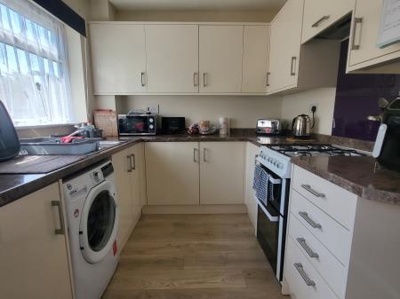 2 bedroom Terraced House for sale in Treefield Walk, Whiddon Valley, Barnstaple, EX32