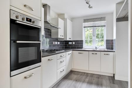 4 bedroom Detached house for sale in Boulderclay, Roundswell, Barnstaple, EX31