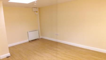 2 bedroom Flat to let in Maiden Street, Barnstaple, EX31