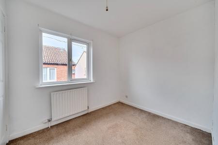 2 bedroom Terraced House for sale in Long Meadow Drive, Barnstaple, EX32