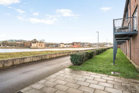 2 bedroom Flat for sale in Taw Wharf, Barnstaple, EX31