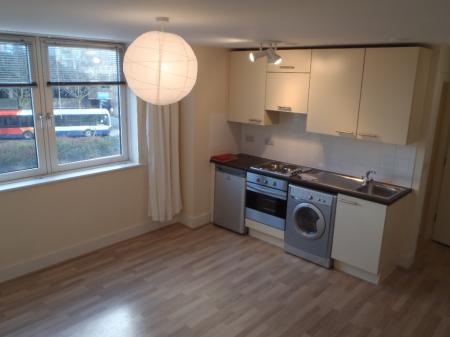 1 bedroom Studio flat to let in Skyline Plaza, Basingstoke, RG21