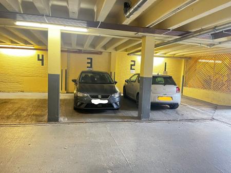 1 bedroom Flat for sale in 15-16 London Street, Town Centre, Basingstoke, RG21