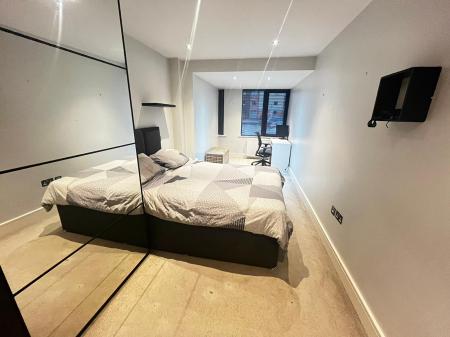 1 bedroom Flat for sale in 15-16 London Street, Town Centre, Basingstoke, RG21