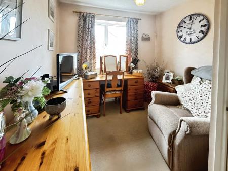 4 bedroom Detached house for sale in Lapin Lane, Hatch Warren, Basingstoke, RG22