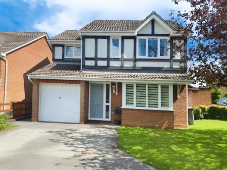 4 bedroom Detached house for sale in Lapin Lane, Hatch Warren, Basingstoke, RG22