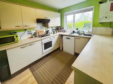 3 bedroom Terraced House for sale in Rossini Close, Brighton Hill, Basingstoke, RG22