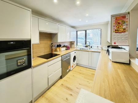 3 bedroom Terraced House for sale in Tiverton Road, Winklebury, Basingstoke, RG23