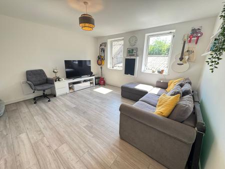0 bedroom Studio flat for sale in Victoria Street, Town Centre, Basingstoke, RG21