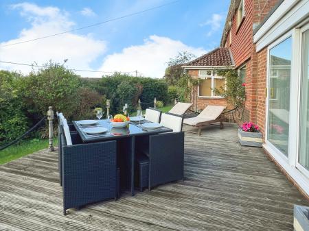 5 bedroom Detached house for sale in Vyne Road, Sherborne St John, Basingstoke, RG24