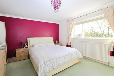 5 bedroom Detached house for sale in Vyne Road, Sherborne St John, Basingstoke, RG24