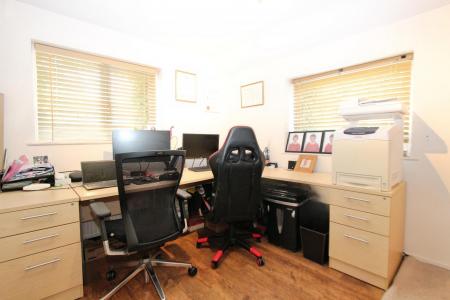 5 bedroom Detached house for sale in Vyne Road, Sherborne St John, Basingstoke, RG24