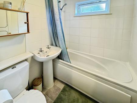 1 bedroom Flat for sale in Longacre Rise, Chineham, Basingstoke, RG24