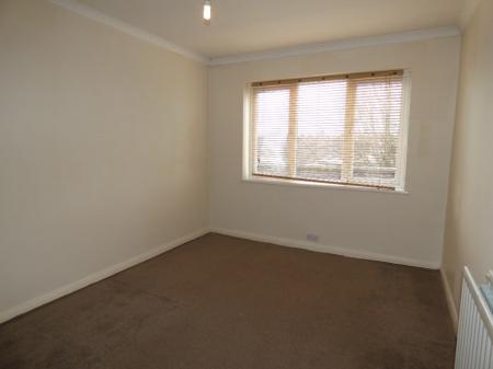 2 bedroom Flat to let in Buckland Parade, Basingstoke, RG22