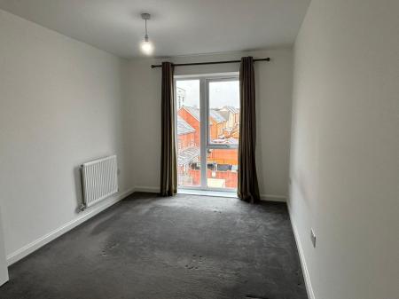 2 bedroom Flat to let in Strong Drive, Town Centre, Basingstoke, RG21