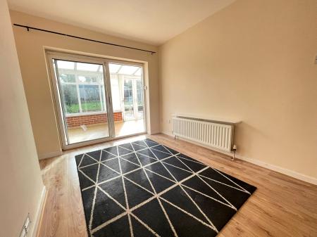 3 bedroom Semi-detached house to let in Winchester Road, Town Centre, Basingstoke, RG21