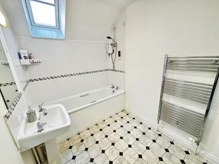 2 bedroom Flat for sale in Timberlake Road, Town Center, Basingstoke, RG21
