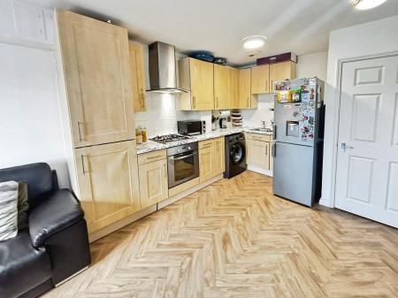 2 bedroom Flat for sale in Timberlake Road, Town Center, Basingstoke, RG21