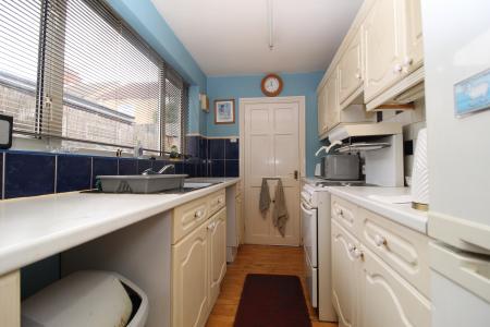 2 bedroom Terraced House for sale in Alaska Street, Hull, HU8