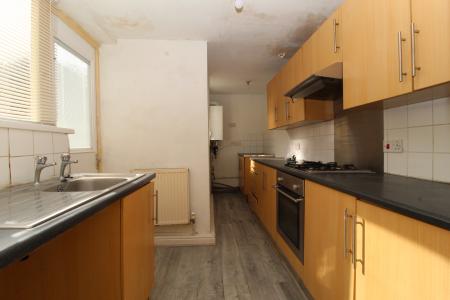 2 bedroom Terraced House for sale in Brazil Street, Hull, HU9