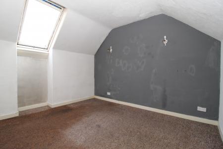 2 bedroom Terraced House for sale in Brazil Street, Hull, HU9