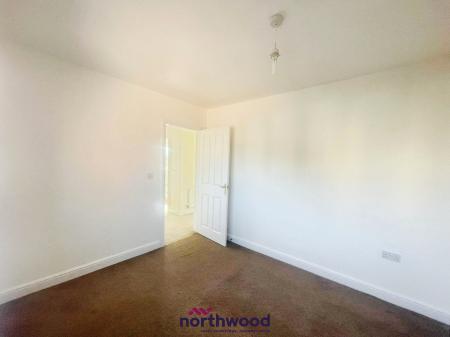 3 bedroom Semi-detached house for sale in Hainsworth Park, Hull, HU6