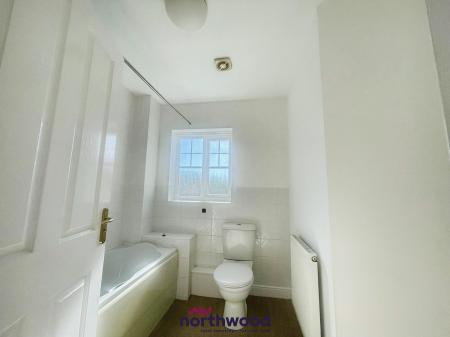 3 bedroom Semi-detached house for sale in Hainsworth Park, Hull, HU6