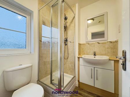 3 bedroom Town house for sale in Halecroft Park, Kingswood, Hull, HU7