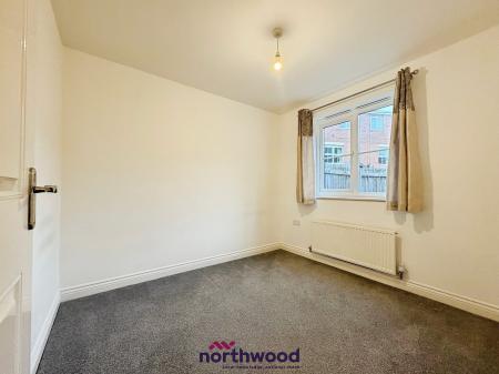 3 bedroom Town house for sale in Halecroft Park, Kingswood, Hull, HU7