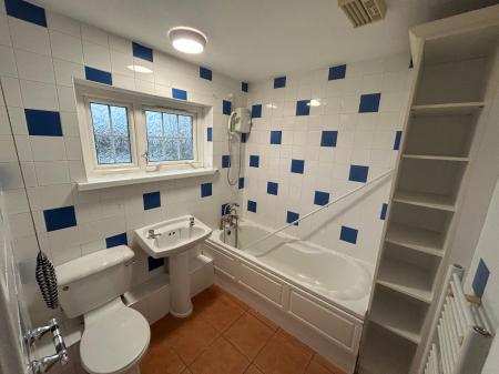 3 bedroom Terraced House to let in Rufforth Garth, Bransholme, Bransholme, Hull, HU7