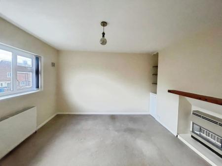 2 bedroom Flat to let in The Garth, Cottingham, Hull, HU16