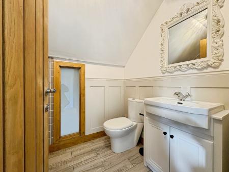 2 bedroom Character Property to let in The Green, Driffield, YO25