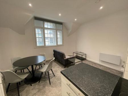 1 bedroom Flat to let in 33 Lowgate, City centre, Hull, HU1