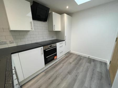 1 bedroom Flat to let in 33 Lowgate, City centre, Hull, HU1