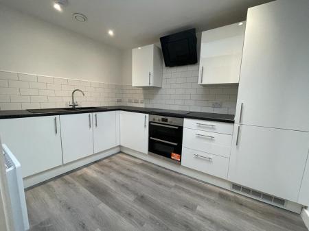 1 bedroom Flat to let in 33 Lowgate, City centre, Hull, HU1