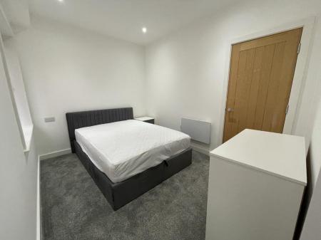 1 bedroom Flat to let in 33 Lowgate, City centre, Hull, HU1