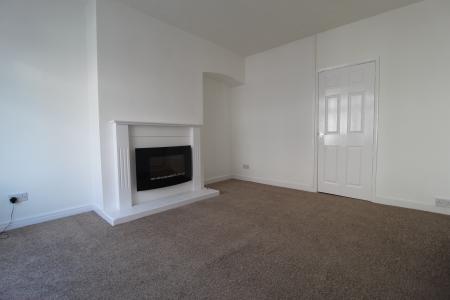 2 bedroom Terraced House to let in Rose Avenue, Airlie Street, Hull, HU3