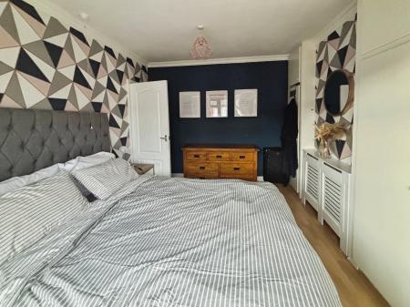 3 bedroom Semi-detached house for sale in Westfield Road, Hull, HU4