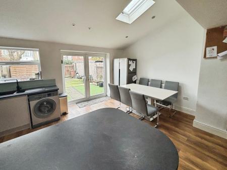 3 bedroom Semi-detached house for sale in Westfield Road, Hull, HU4