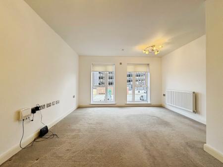 3 bedroom Town house to let in Queen Street, City centre, Hull, HU1