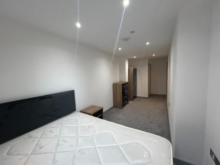 1 bedroom Flat to let in George Street, City centre, Hull, HU1