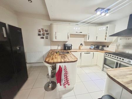 3 bedroom Terraced House for sale in Etherington Road, Hull, HU6